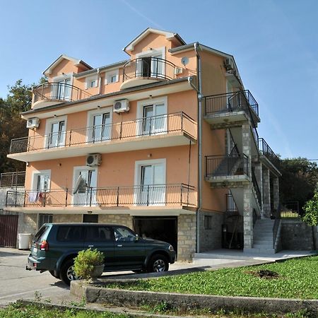 Apartments Pelle Tivat Exteriör bild